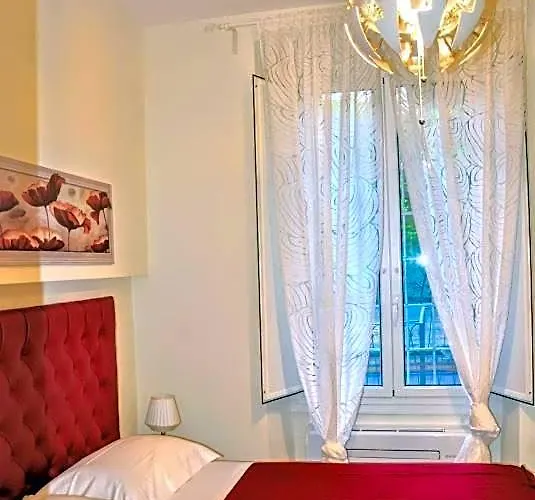 Отель типа "постель и завтрак" Santa Maria Maggiore 4*
